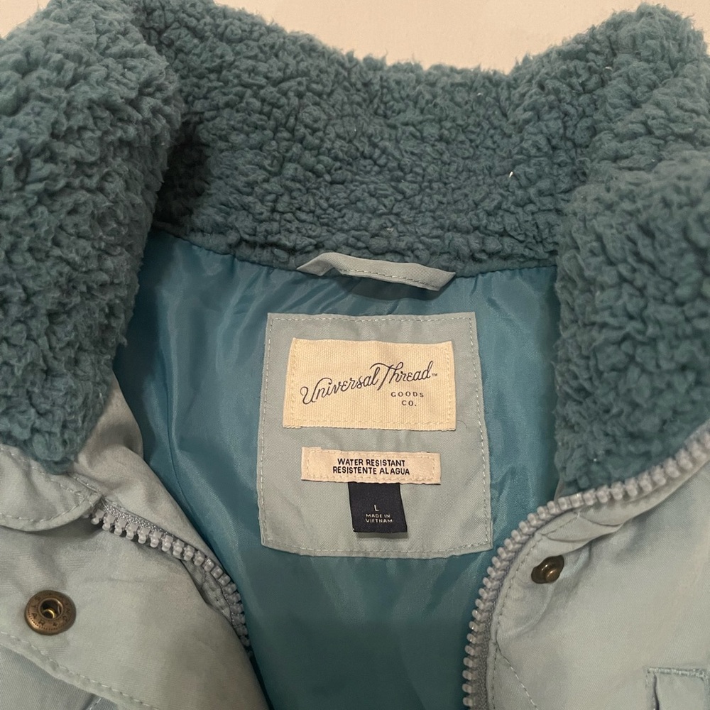 Universal Thread Target Blue Puffer - image 4